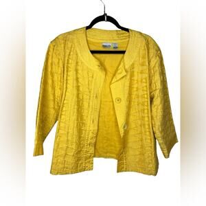 Chicos Size 2 Unique Yellow Button jacket with design